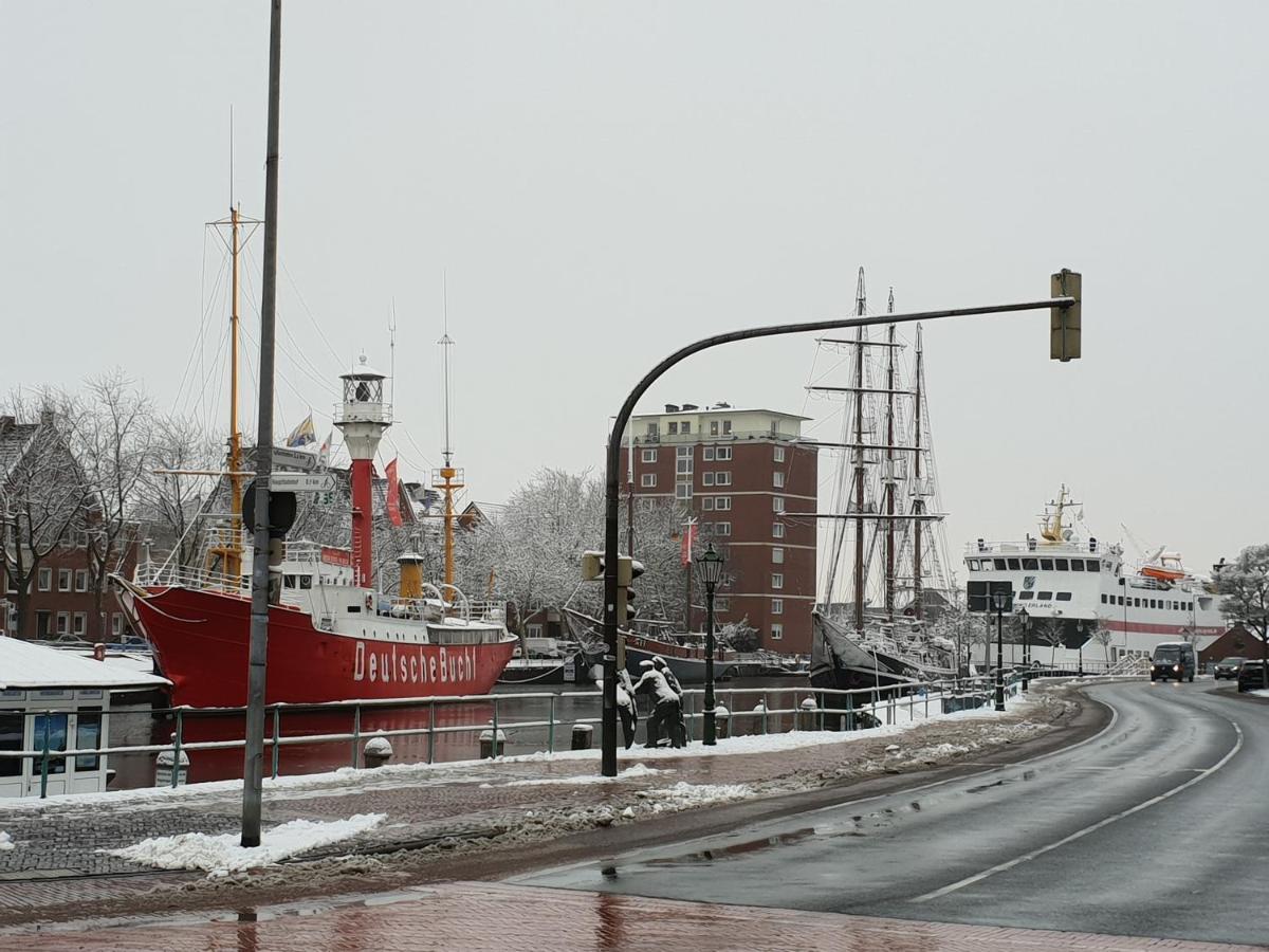 Ferienwohnung Julia Emden Bagian luar foto