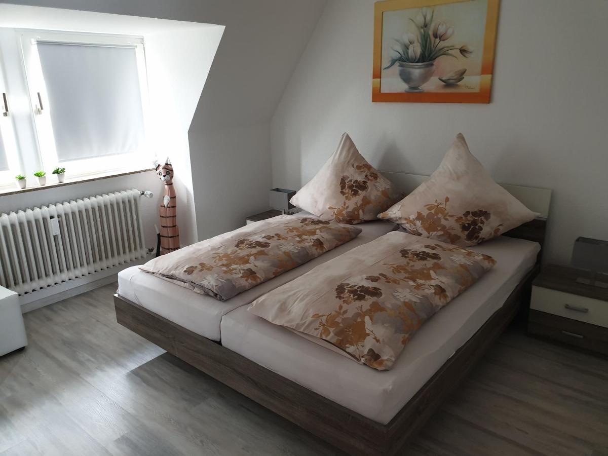 Ferienwohnung Julia Emden Bagian luar foto