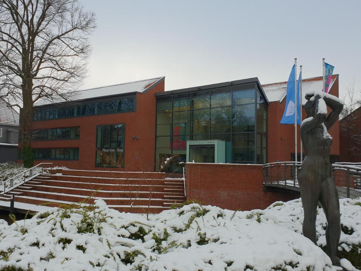Ferienwohnung Julia Emden Bagian luar foto